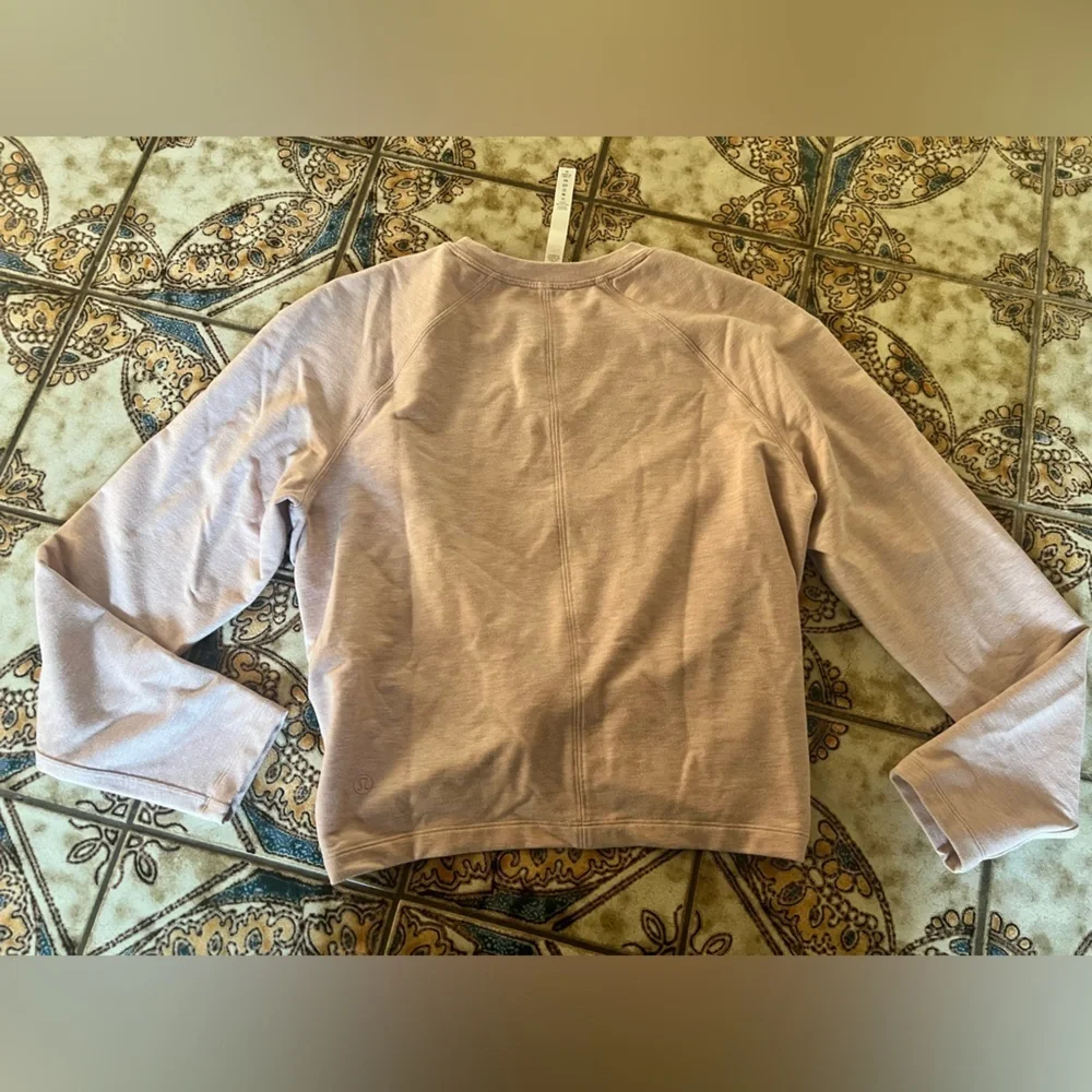 Lululemon gather pale pink pullover sweatshirt comfy soft Long Sleeve 4 twist